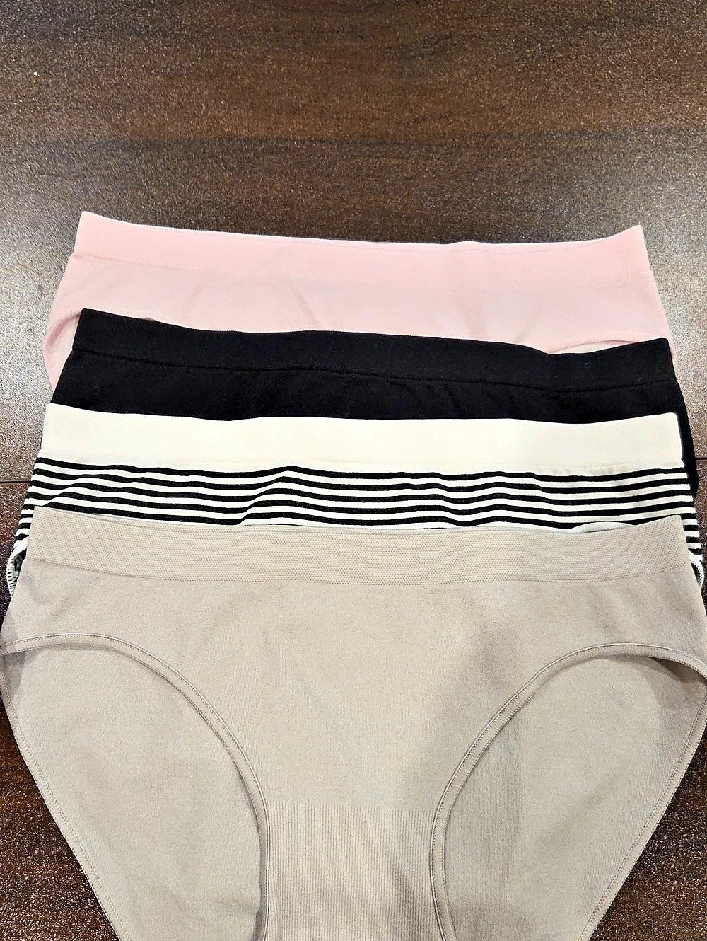 4 Pack Auden Seamless Bikini Underwear Pack Pink & Black XS NWT Open Box